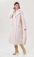 Миниатюра фотографии Длинное белое пальто из эко меха