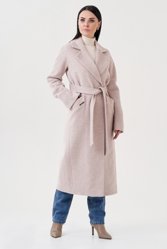 Миниатюра фотографии Светлое женское пальто с поясом
