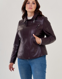 Купить Женская куртка косуха бордового цвета в каталоге