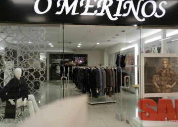 Магазин Omerinos, где можно купить Плащи в Ханты-Мансийске