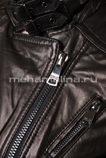 Миниатюра фотографии Женская кожаная куртка