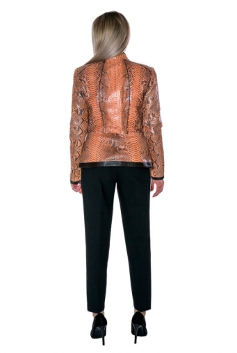 Миниатюра фотографии Женская кожаная куртка из натуральной кожи питона с воротником