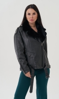 Миниатюра фотографии Женская куртка "косуха" изумрудного цвета