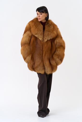 Миниатюра фотографии Шуба из рыжей лисы