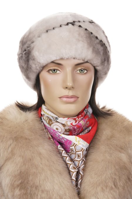 Купить Шапка женская из мутона в каталоге