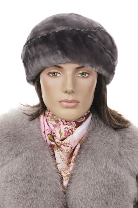 Купить Шапка женская из мутона в каталоге