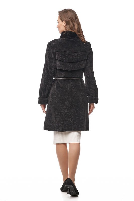 Миниатюра фотографии Шуба из астрагана с воротником