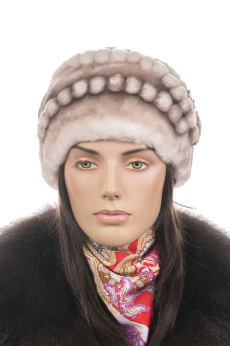Купить Шапка женская из мутона в каталоге