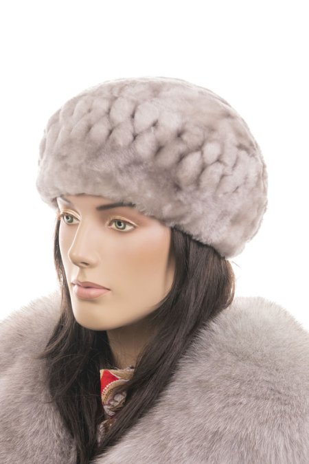 Купить Шапка женская из мутона в каталоге