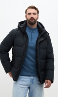 Миниатюра фотографии Мужской пуховик с капюшоном больших размеров