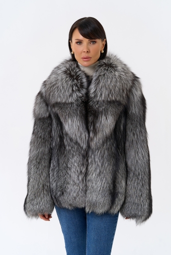 Миниатюра фотографии Шуба из лисы