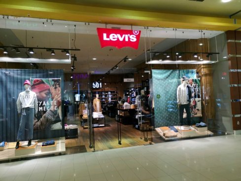 Levi's