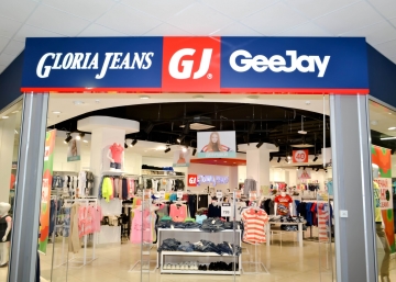Магазин Gloria Jeans, где можно купить верхнюю одежду в России