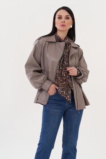 Миниатюра фотографии Куртка-косуха из эко кожи бежевого цвета