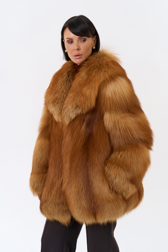 Миниатюра фотографии Шуба из рыжей лисы