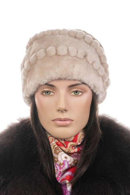 Купить Шапка женская из мутона в каталоге