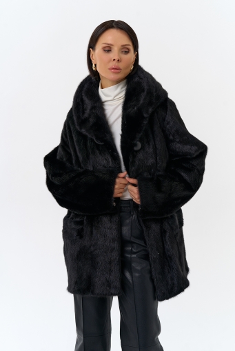 Миниатюра фотографии Шуба из меха норки с капюшоном
