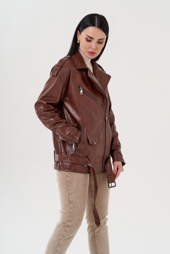 Миниатюра фотографии Куртка - косуха коричневого цвета