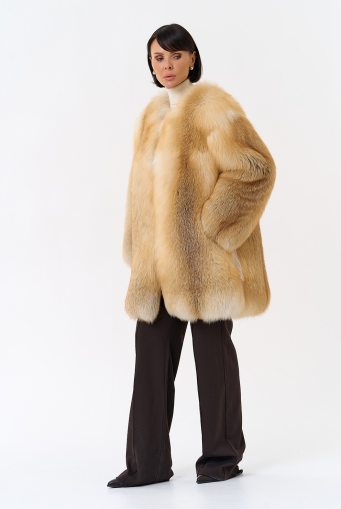 Миниатюра фотографии Шуба из рыжей лисы