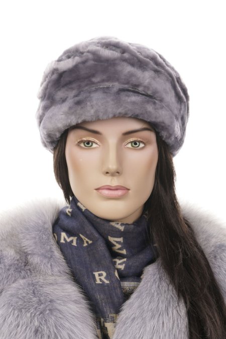 Купить Шапка женская из мутона в каталоге