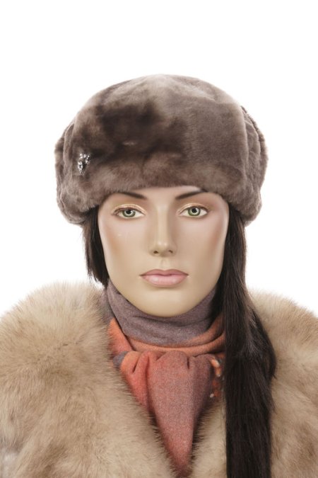 Купить Шапка женская из мутона в каталоге