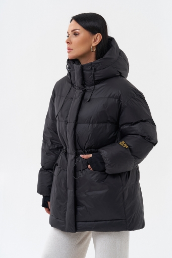 Миниатюра фотографии Женский пуховик черного цвета