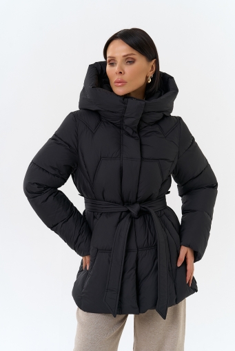 Миниатюра фотографии Женский пуховик с поясом