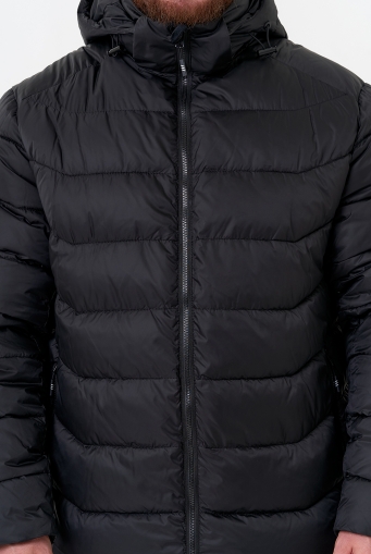 Миниатюра фотографии Мужской пуховик черного цвета