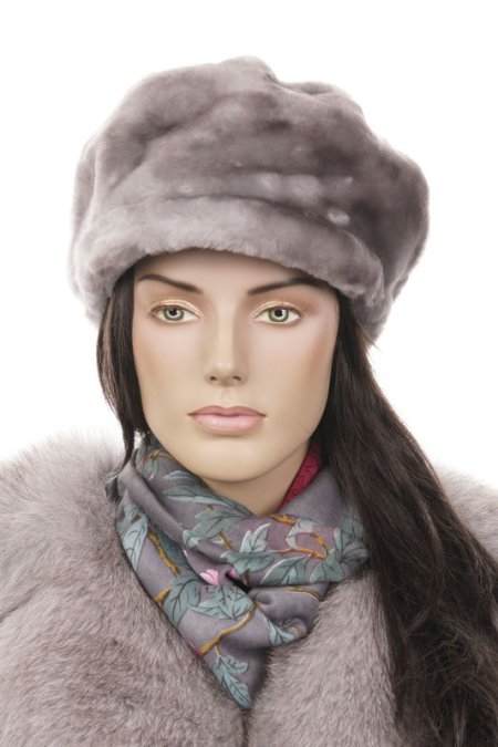 Купить Шапка женская из мутона в каталоге