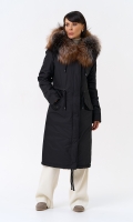 Миниатюра фотографии Женская парка с капюшоном из меха чернобурой лисы