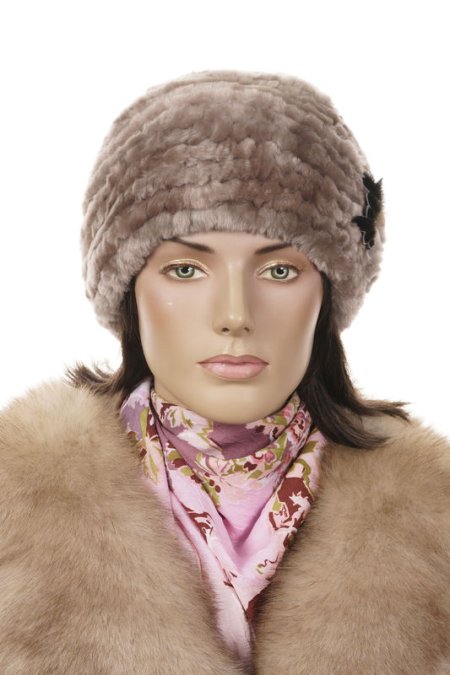 Купить Шапка женская из мутона в каталоге