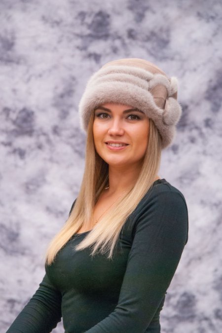 Купить Шапка женская из норки в каталоге