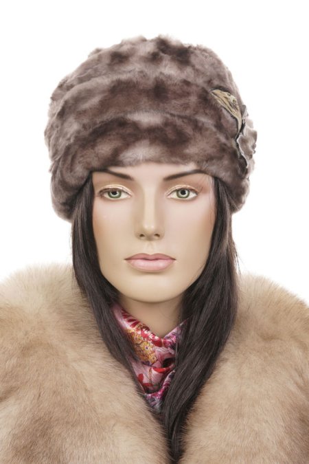 Купить Шапка женская из мутона в каталоге