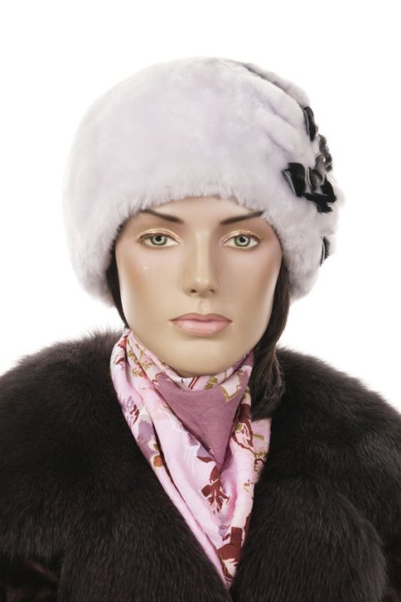 Купить Шапка женская из мутона в каталоге