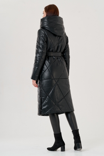 Миниатюра фотографии Черный длинный пуховик из эко кожи
