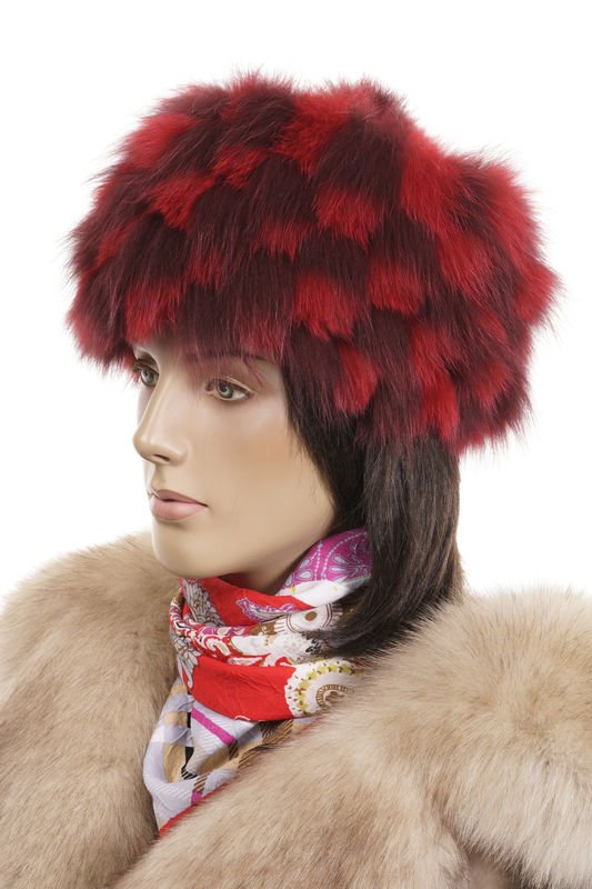 Миниатюра фотографии Шапка женская из песца