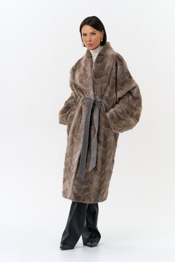 Миниатюра фотографии Шуба из меха норки с поясом