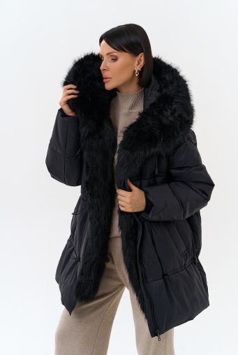 Миниатюра фотографии Женский пуховик с отделкой из искусственного меха