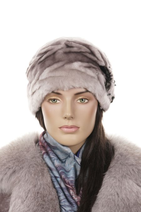 Купить Шапка женская из мутона в каталоге