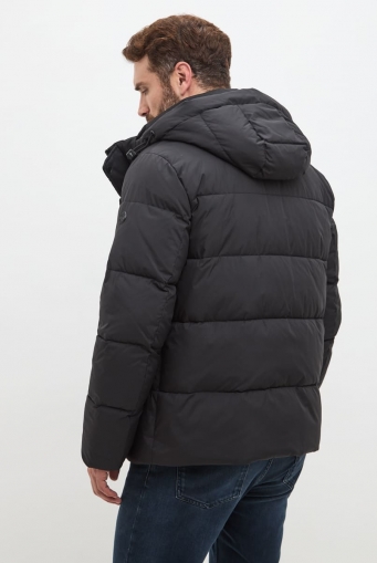 Миниатюра фотографии Мужской пуховик черного цвета 