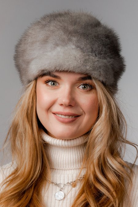 Купить Шапка женская из норки в каталоге