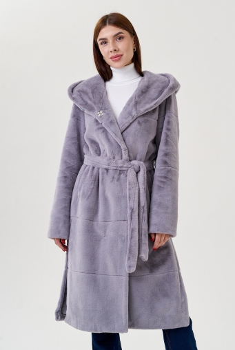 Миниатюра фотографии Женское пальто из эко меха с капюшоном 