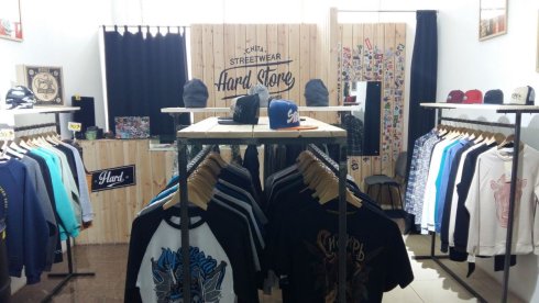 Hard Store Chita