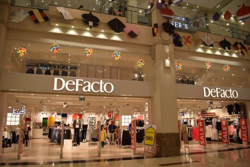 DeFacto