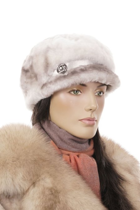 Купить Шапка женская из мутона в каталоге