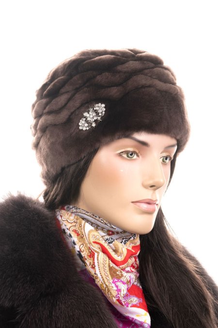 Купить Шапка женская из мутона в каталоге