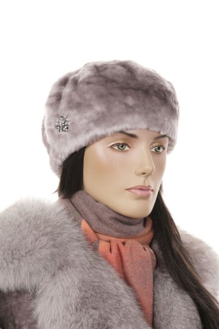 Купить Шапка женская из мутона в каталоге