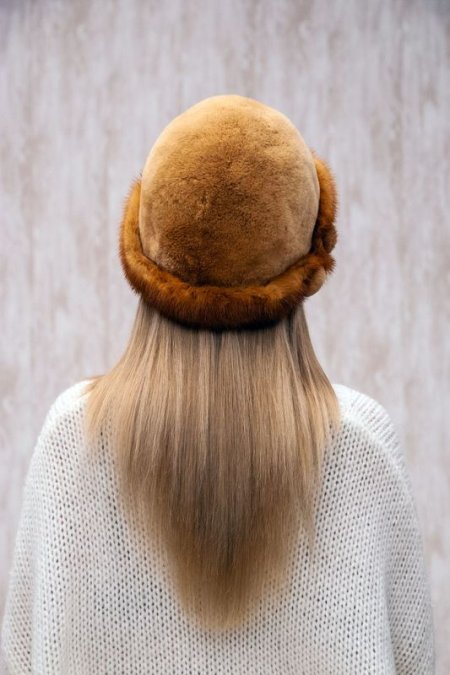 Купить Шапка женская из норки в каталоге