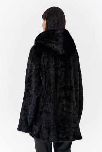 Миниатюра фотографии Шуба из меха норки с капюшоном