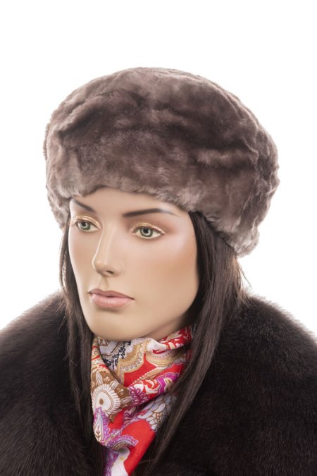 Купить Шапка женская из мутона в каталоге
